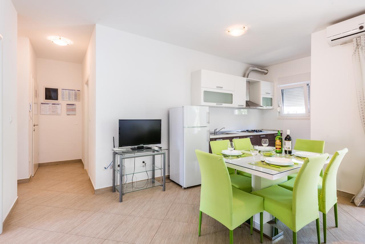 Apartments Marko Podstrana Dış mekan fotoğraf